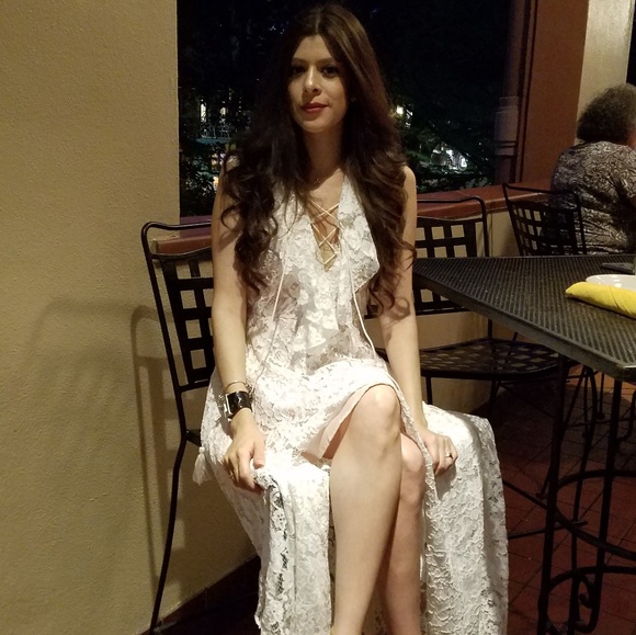 Meet your Posher, Eugenia - Picture 2 of 2